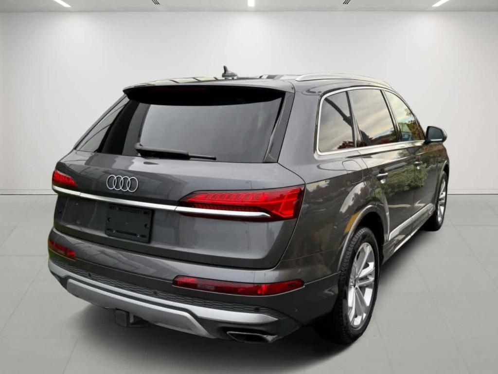used 2025 Audi Q7 car, priced at $57,995
