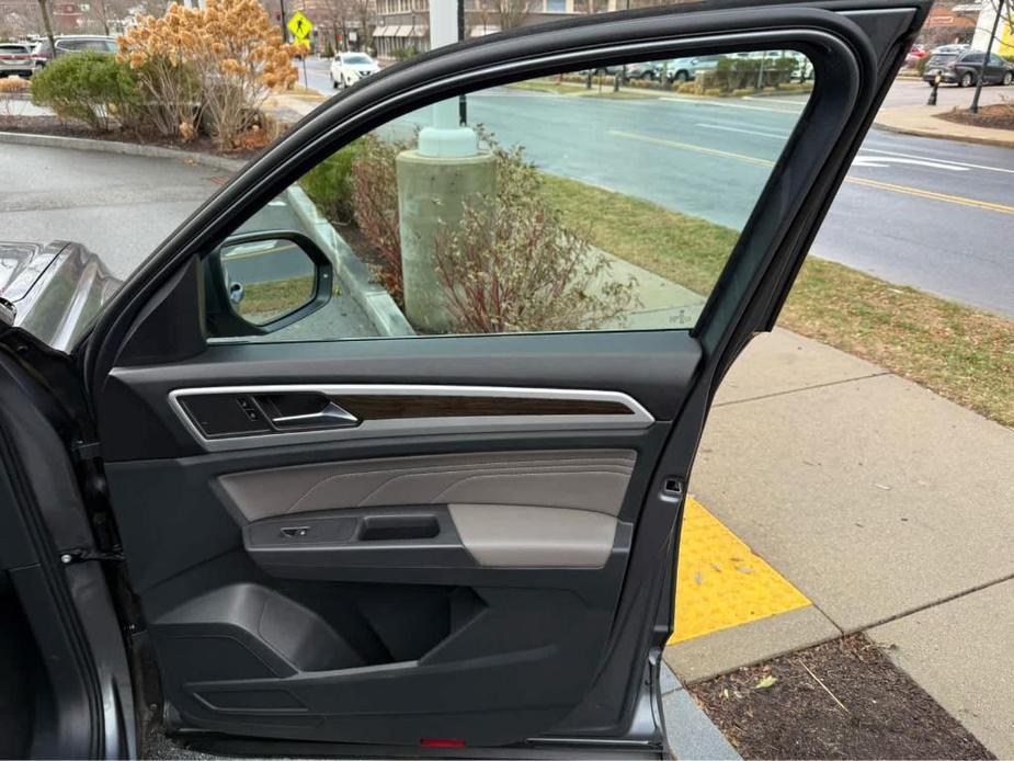 used 2021 Volkswagen Atlas car, priced at $27,995