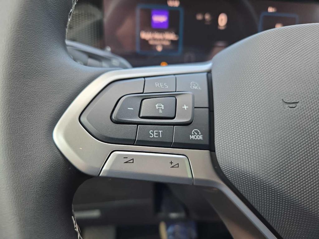 new 2025 Volkswagen Tiguan car, priced at $31,587