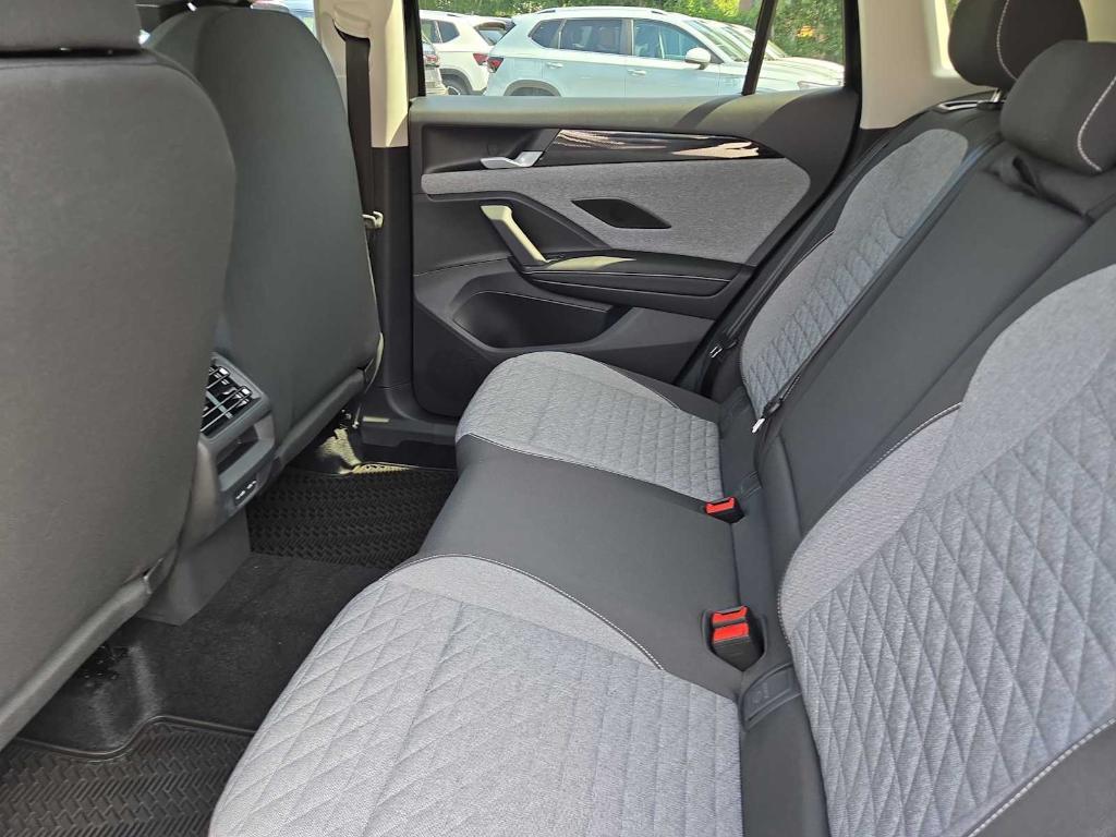 new 2025 Volkswagen Tiguan car, priced at $31,587