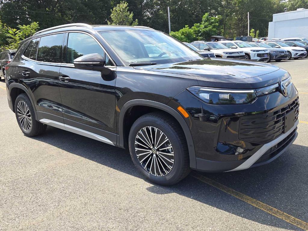 new 2025 Volkswagen Tiguan car, priced at $31,587