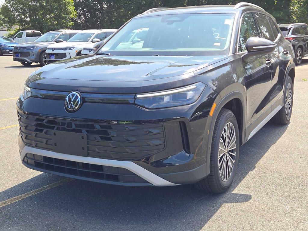 new 2025 Volkswagen Tiguan car, priced at $31,587