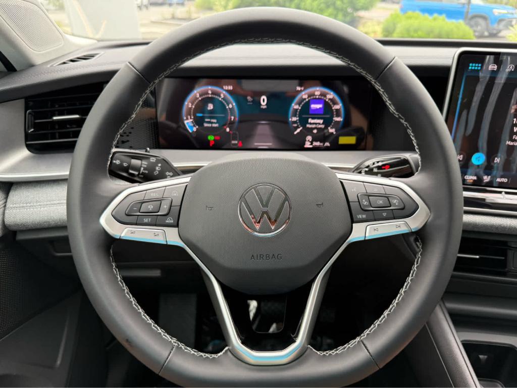 new 2025 Volkswagen Tiguan car, priced at $31,317