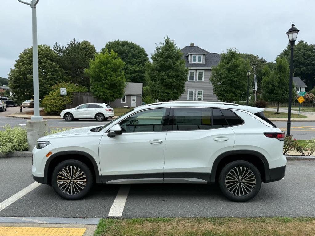 new 2025 Volkswagen Tiguan car, priced at $31,317