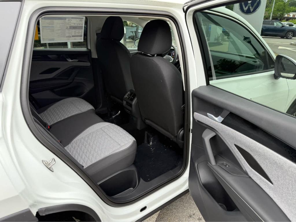 new 2025 Volkswagen Tiguan car, priced at $31,317