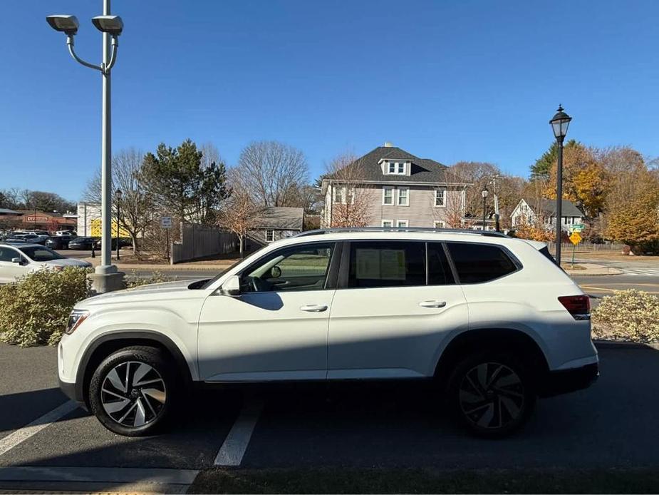 used 2024 Volkswagen Atlas car, priced at $40,995