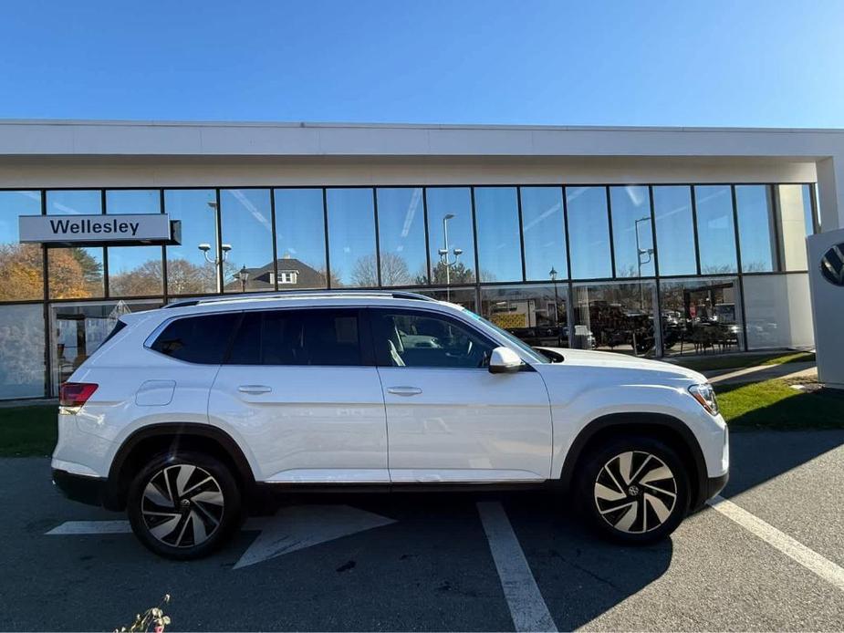 used 2024 Volkswagen Atlas car, priced at $40,995