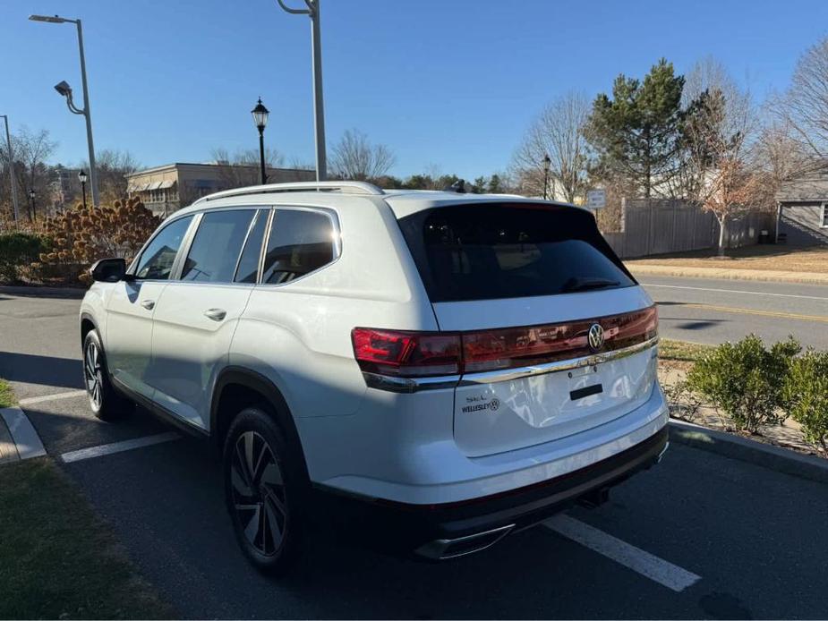 used 2024 Volkswagen Atlas car, priced at $40,995