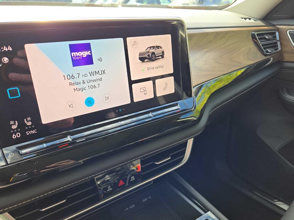 new 2026 Volkswagen Atlas car, priced at $48,553