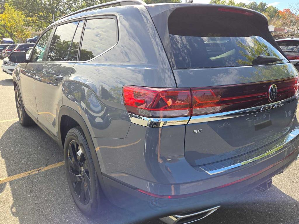 new 2026 Volkswagen Atlas car, priced at $48,553