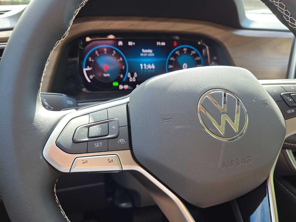 new 2026 Volkswagen Atlas car, priced at $48,553