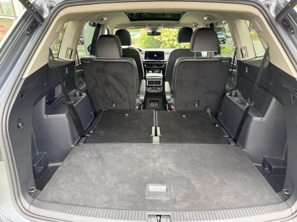 used 2025 Volkswagen Atlas car, priced at $47,995