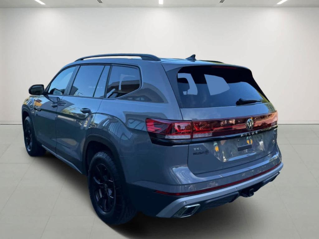 used 2024 Volkswagen Atlas car, priced at $40,795