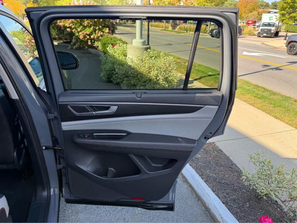 used 2024 Volkswagen Atlas car, priced at $40,795