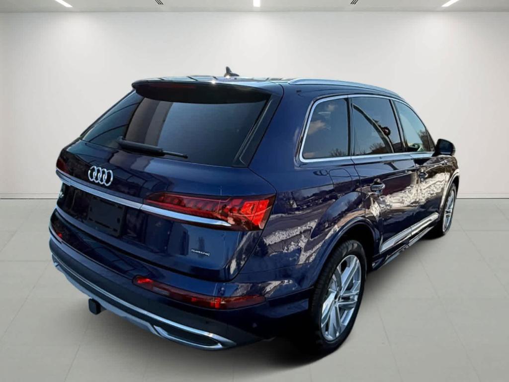 used 2024 Audi Q7 car, priced at $58,995