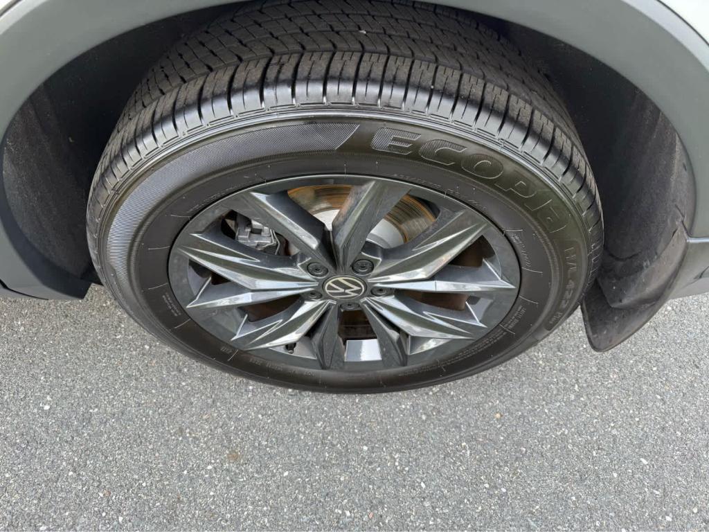 used 2024 Volkswagen Tiguan car, priced at $27,995