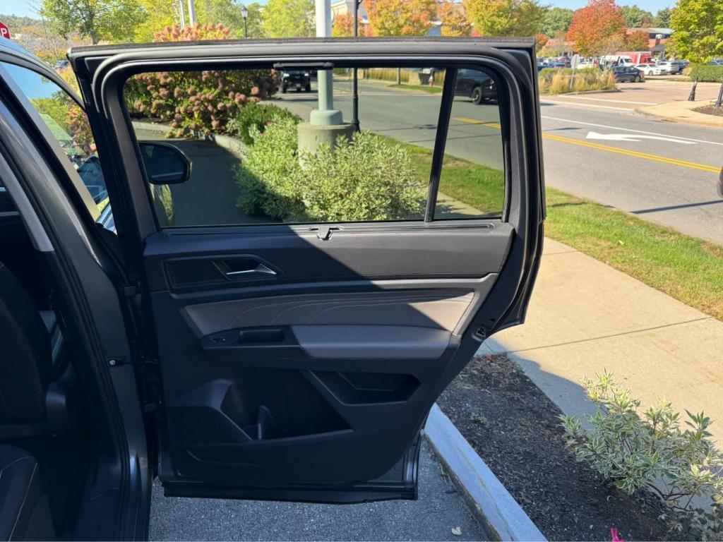 used 2022 Volkswagen Atlas car, priced at $27,995