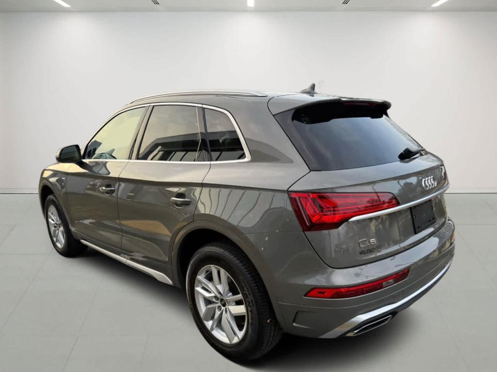 used 2024 Audi Q5 car, priced at $41,995