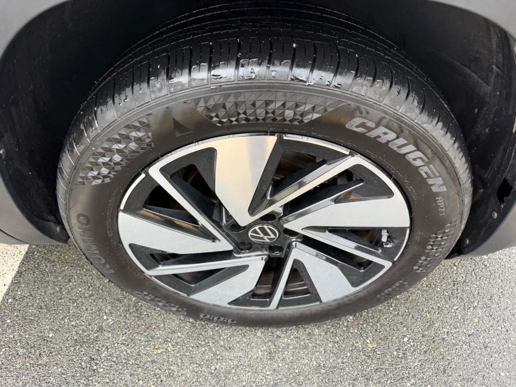 used 2024 Volkswagen Atlas car, priced at $41,795