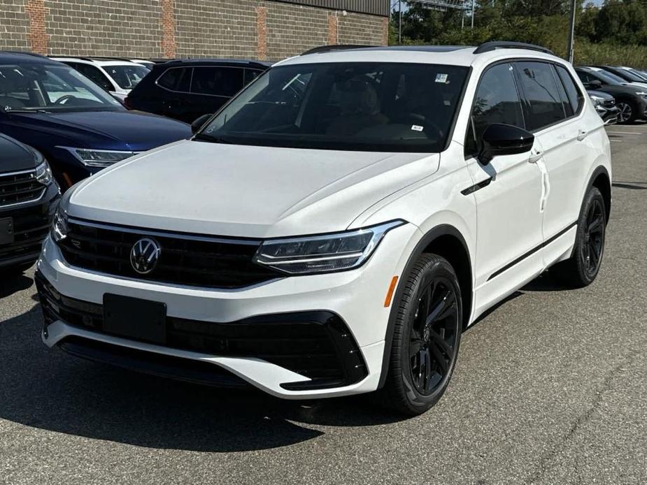 new 2024 Volkswagen Tiguan car, priced at $35,506