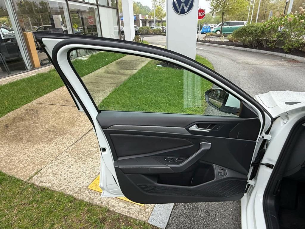 used 2024 Volkswagen Jetta car, priced at $25,495
