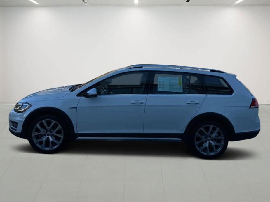 used 2019 Volkswagen Golf Alltrack car, priced at $19,495