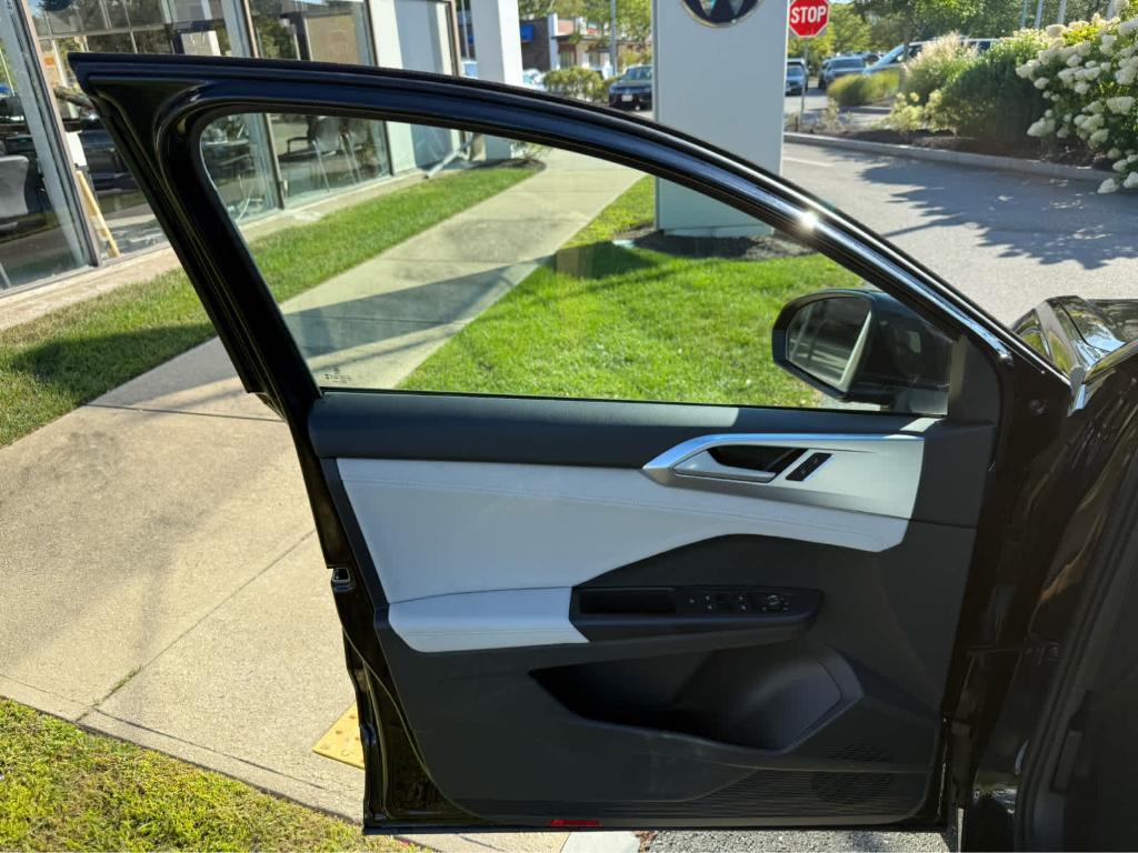 used 2025 Volkswagen Taos car, priced at $28,995