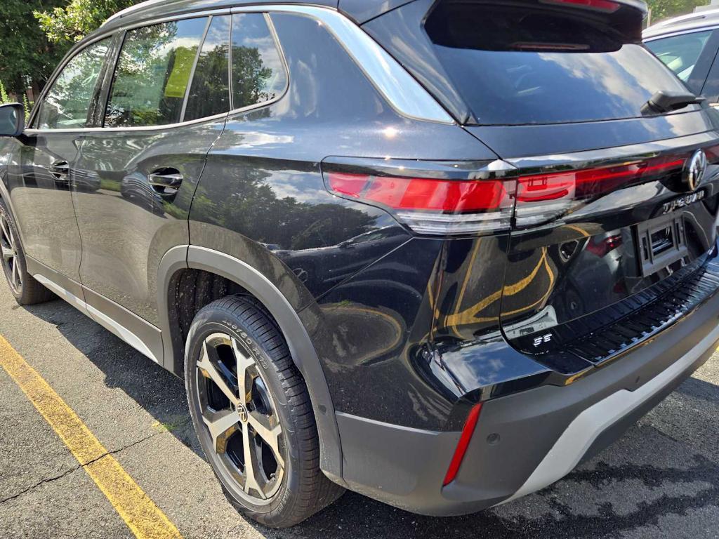 new 2025 Volkswagen Tiguan car, priced at $35,096