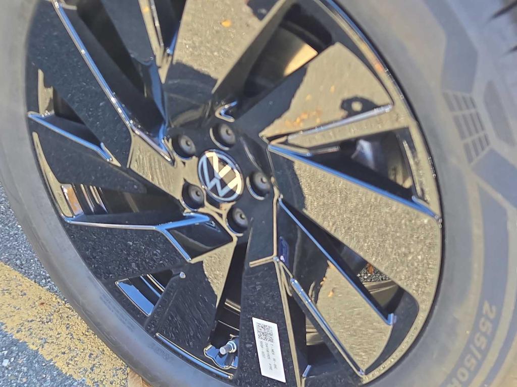 new 2026 Volkswagen Atlas car, priced at $46,088