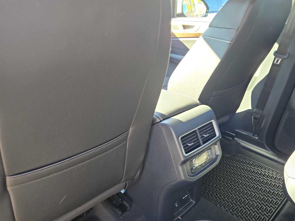 new 2026 Volkswagen Atlas car, priced at $46,088