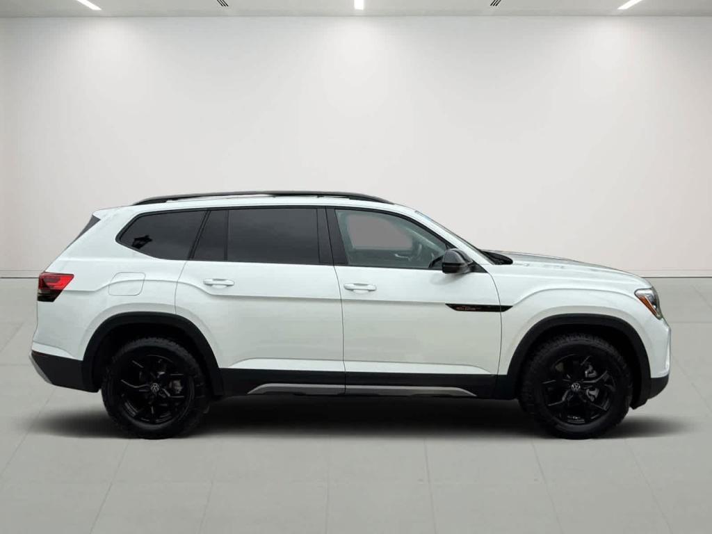 used 2024 Volkswagen Atlas car, priced at $41,495