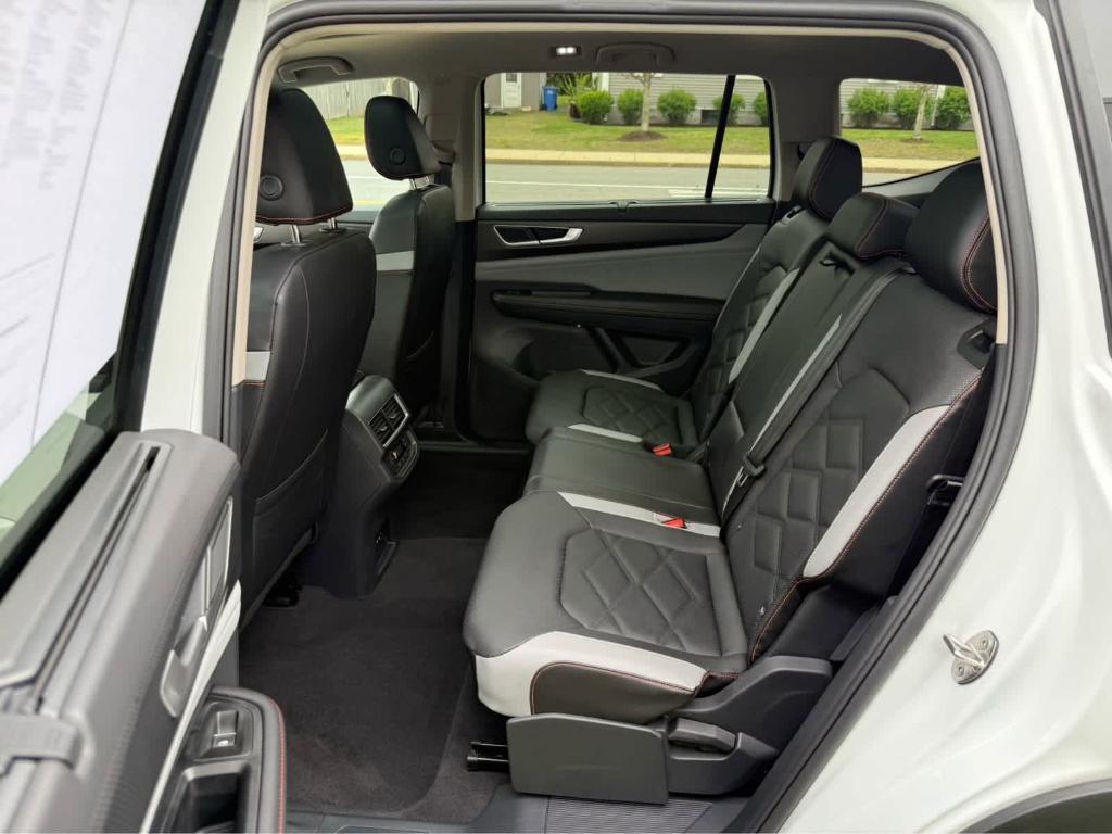 used 2024 Volkswagen Atlas car, priced at $41,495