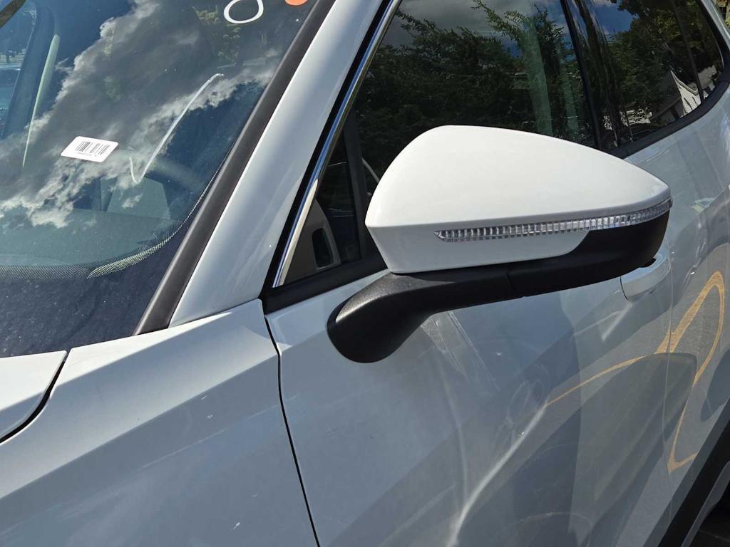 new 2025 Volkswagen Tiguan car, priced at $34,084