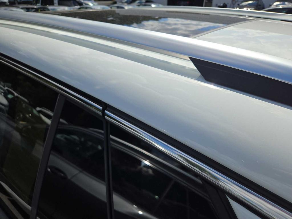 new 2025 Volkswagen Tiguan car, priced at $34,084