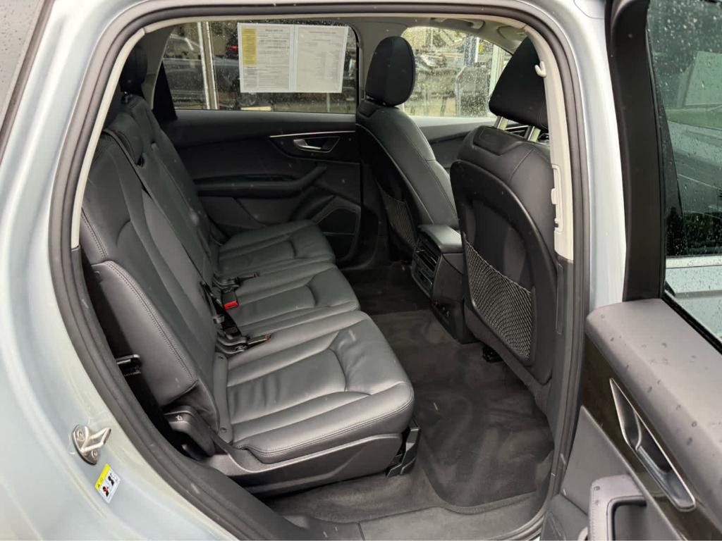 used 2024 Audi Q7 car, priced at $50,995