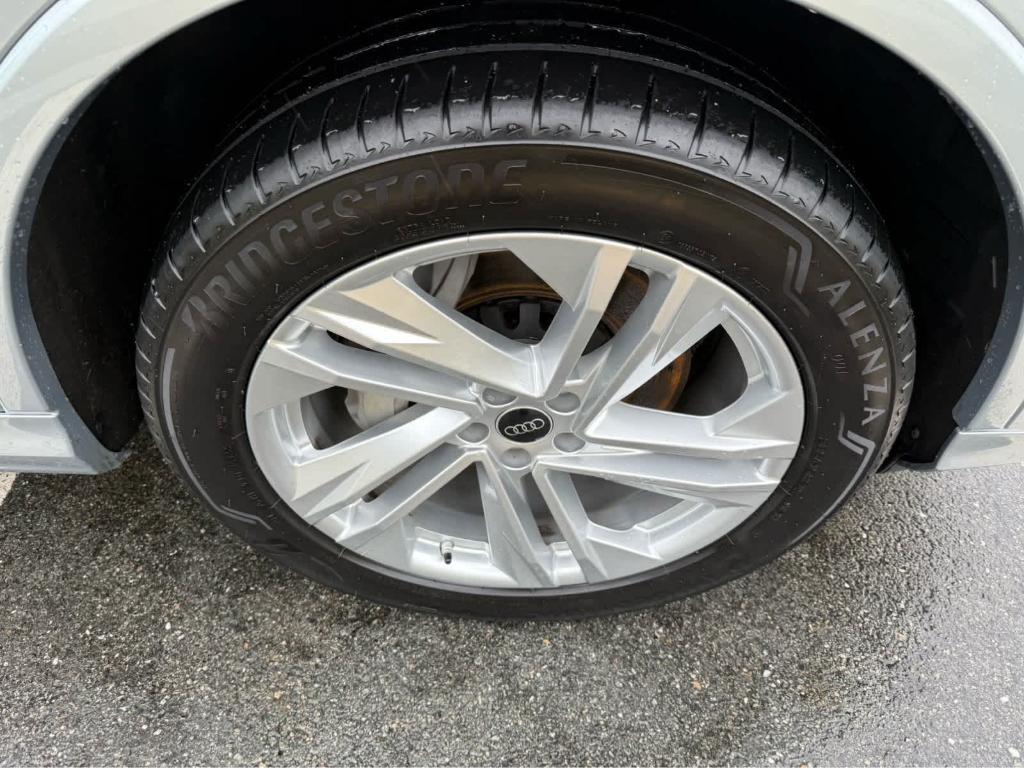used 2024 Audi Q7 car, priced at $47,495