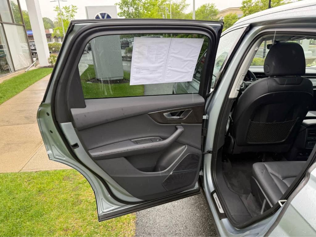 used 2024 Audi Q7 car, priced at $47,495