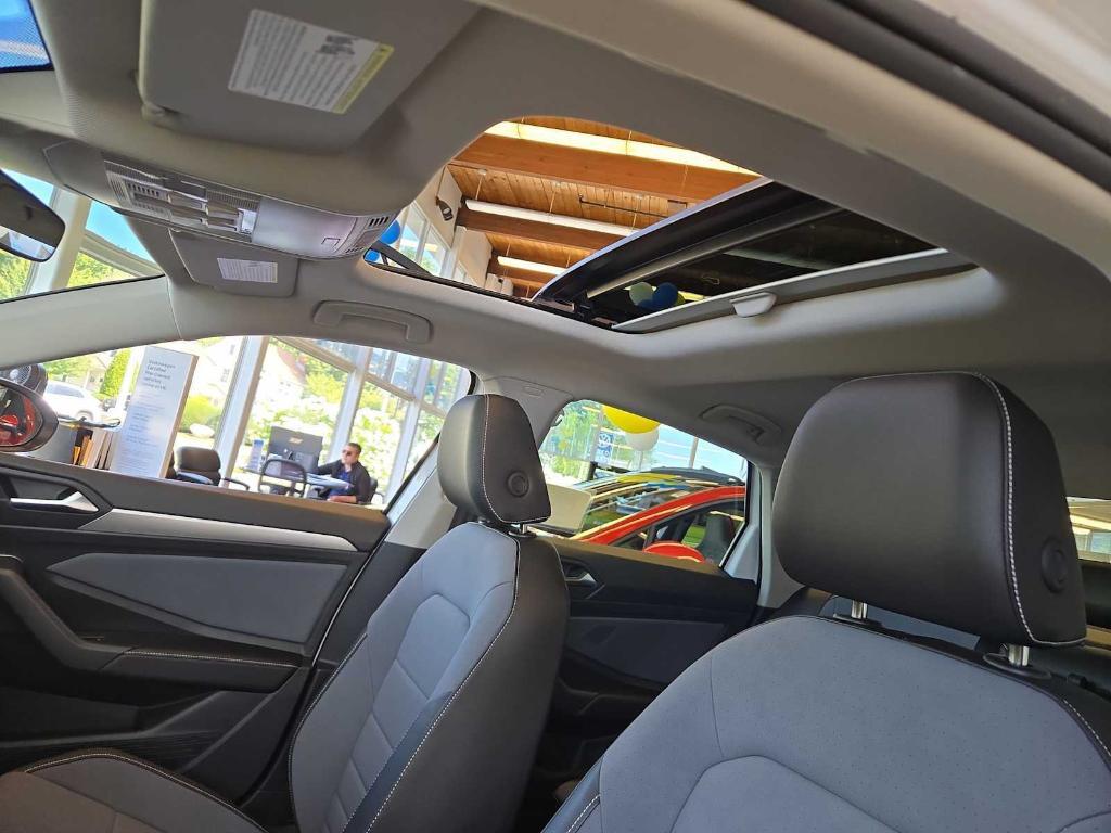 new 2025 Volkswagen Jetta car, priced at $26,264