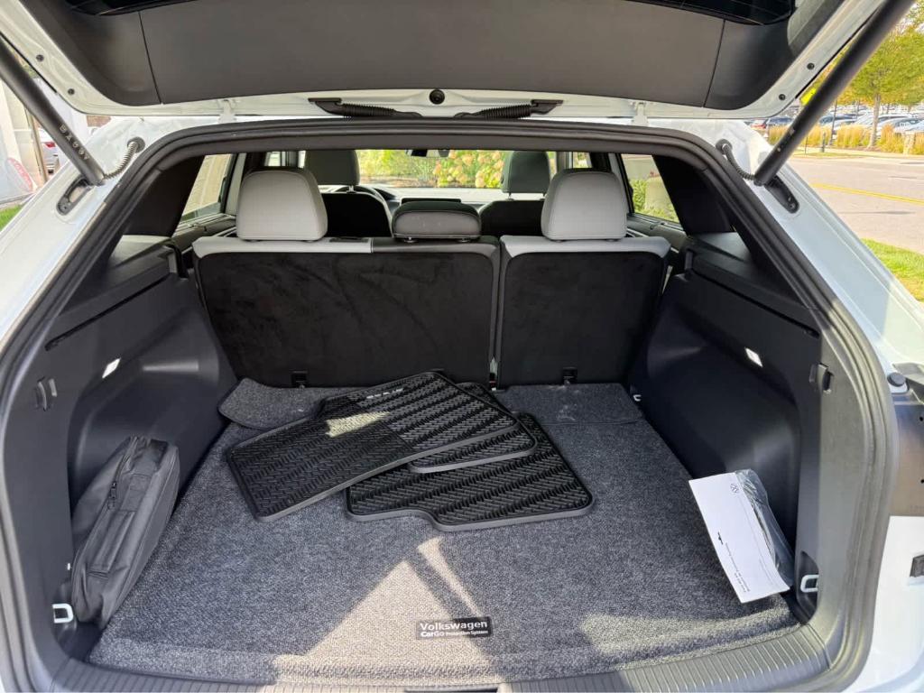 used 2024 Volkswagen Atlas Cross Sport car, priced at $40,995
