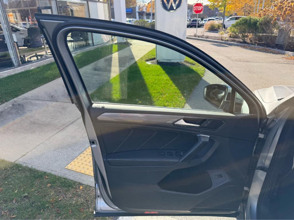 used 2024 Volkswagen Tiguan car, priced at $27,995
