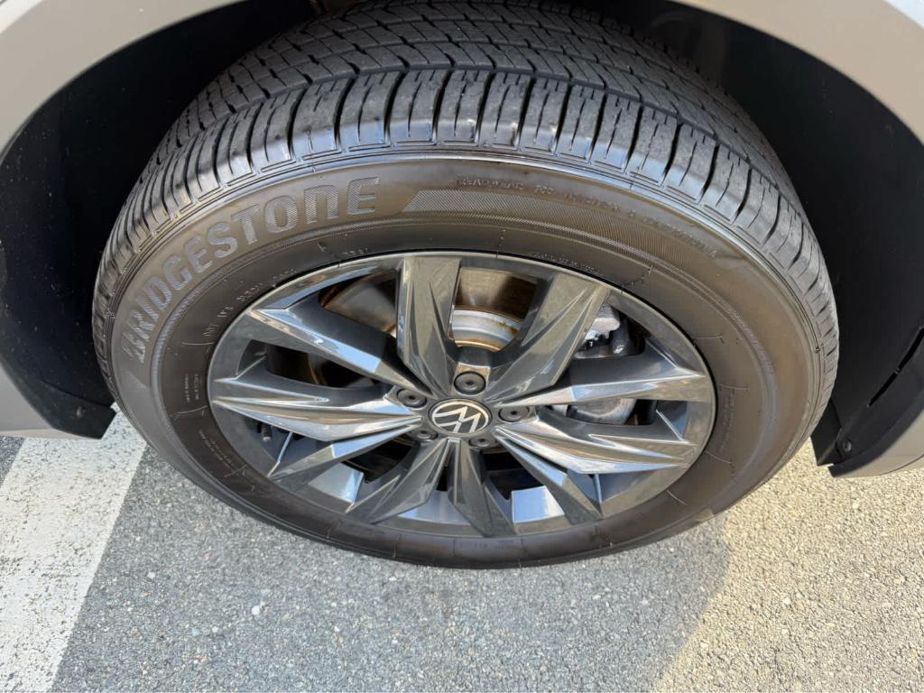 used 2024 Volkswagen Tiguan car, priced at $27,995