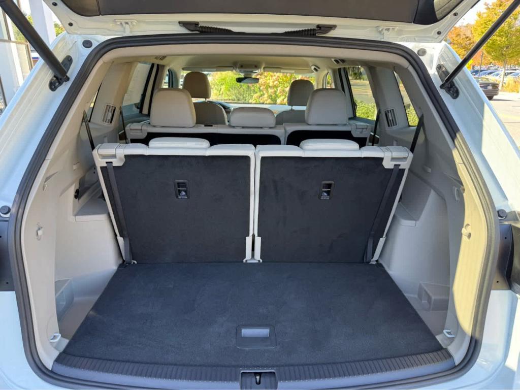 used 2024 Volkswagen Atlas car, priced at $35,295