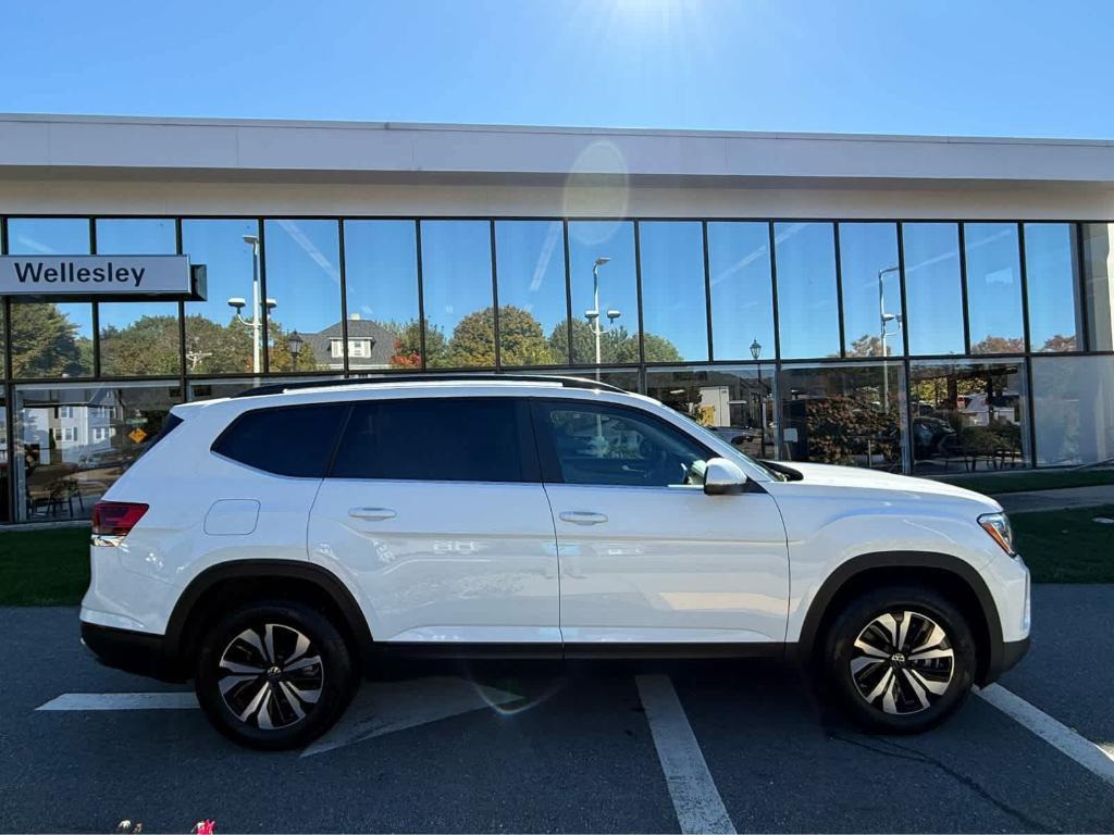 used 2024 Volkswagen Atlas car, priced at $35,295