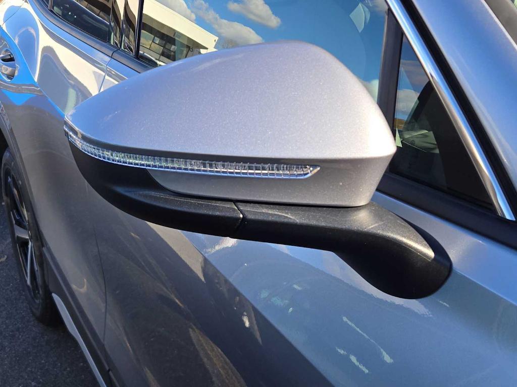 new 2025 Volkswagen Tiguan car, priced at $34,084