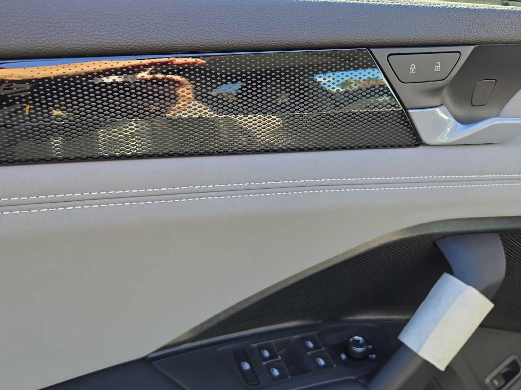 new 2025 Volkswagen Tiguan car, priced at $34,084