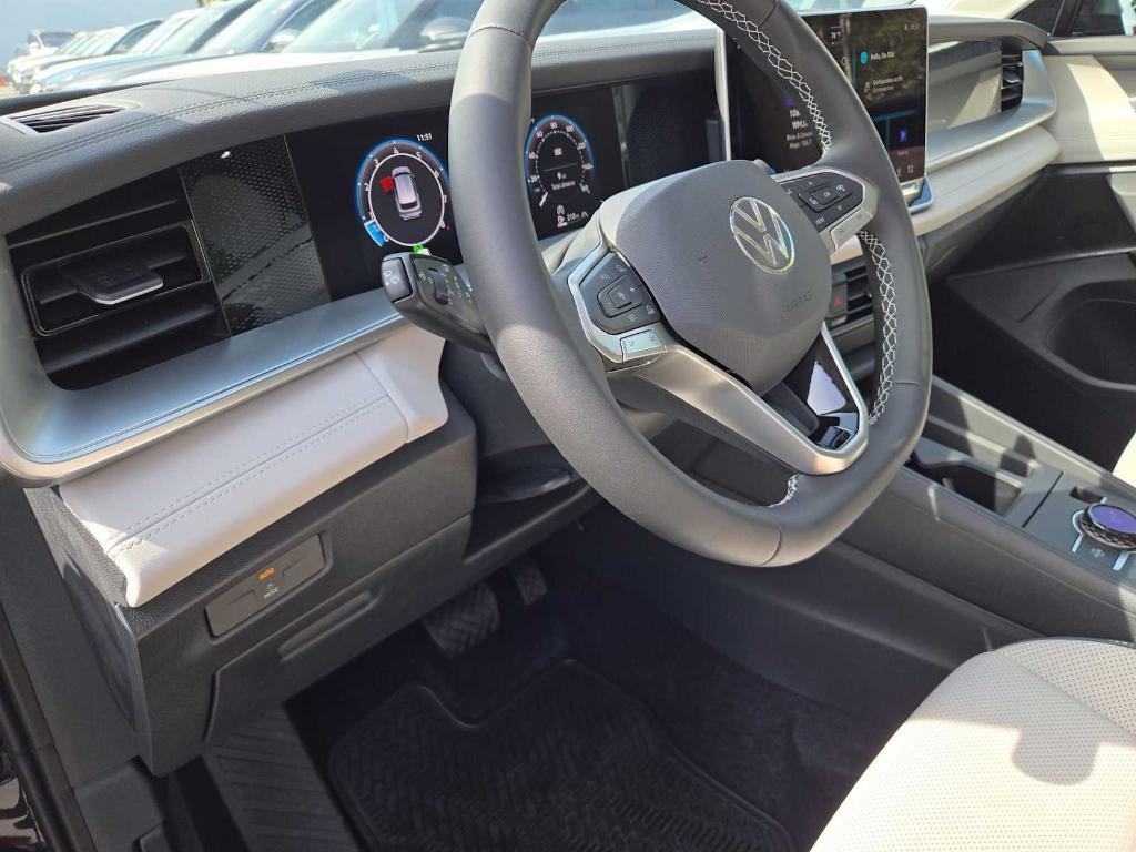 new 2025 Volkswagen Tiguan car, priced at $35,084