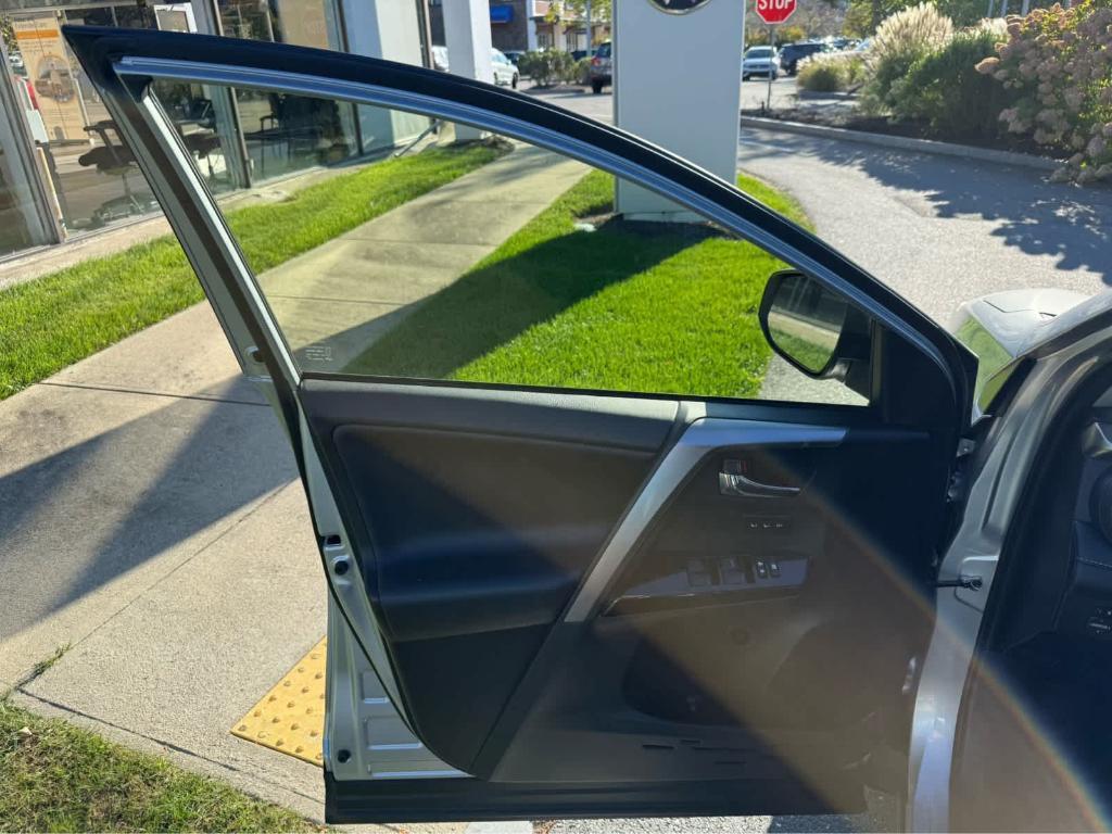 used 2018 Toyota RAV4 Hybrid car, priced at $23,995