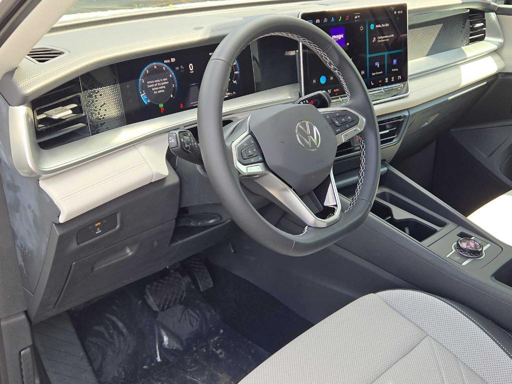 new 2025 Volkswagen Tiguan car, priced at $35,171