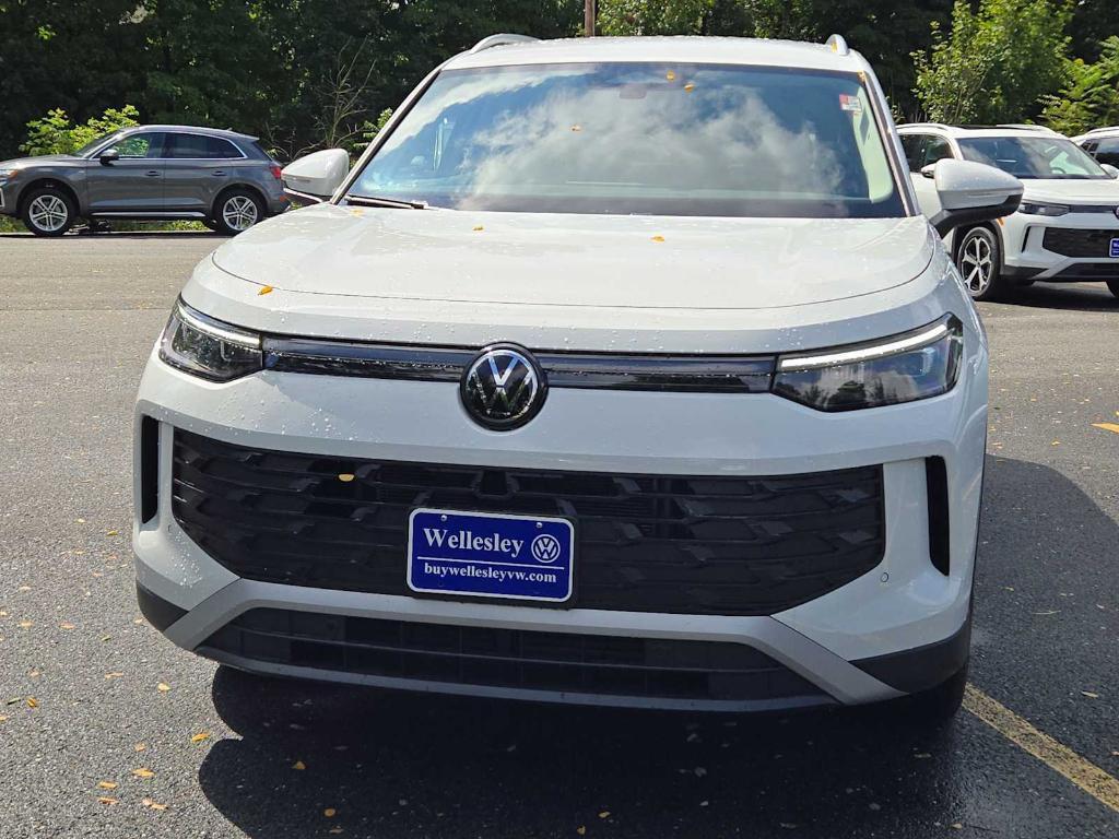 new 2025 Volkswagen Tiguan car, priced at $35,171