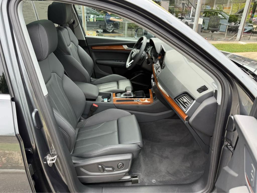used 2024 Audi Q5 e car, priced at $45,495